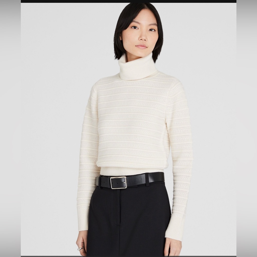 CLUB MONACO Cashmere Turtleneck